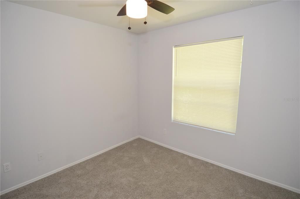 For Rent: $2,000 (3 beds, 2 baths, 985 Square Feet)