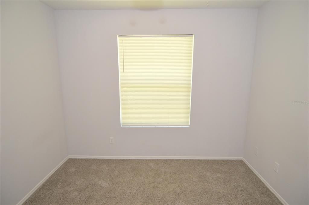 For Rent: $2,000 (3 beds, 2 baths, 985 Square Feet)