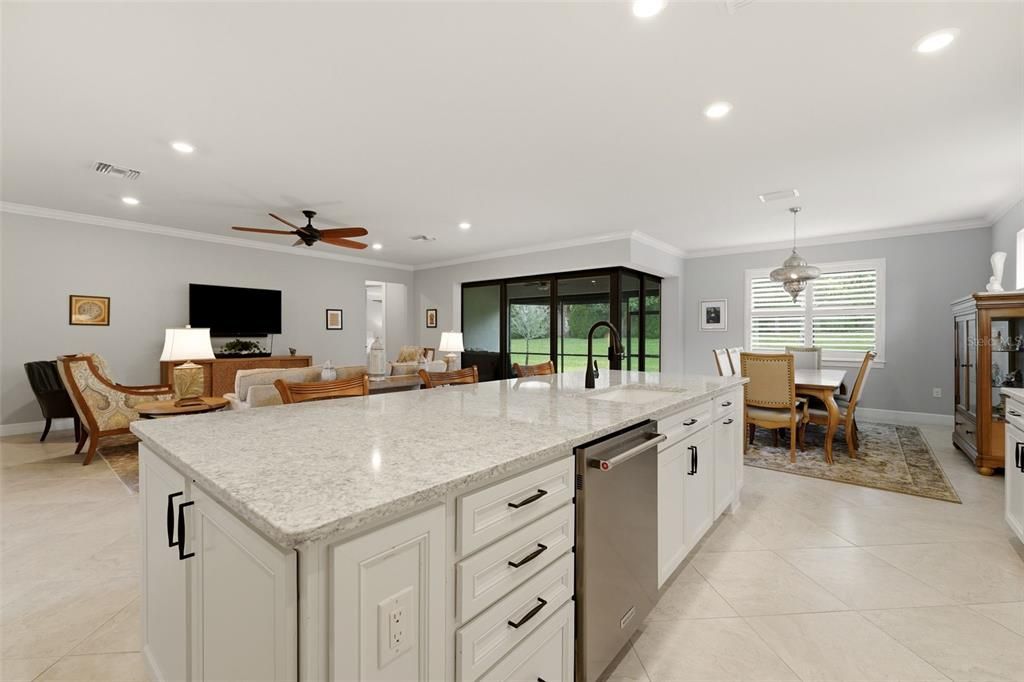 En Venta: $787,500 (3 camas, 3 baños, 2488 Pies cuadrados)