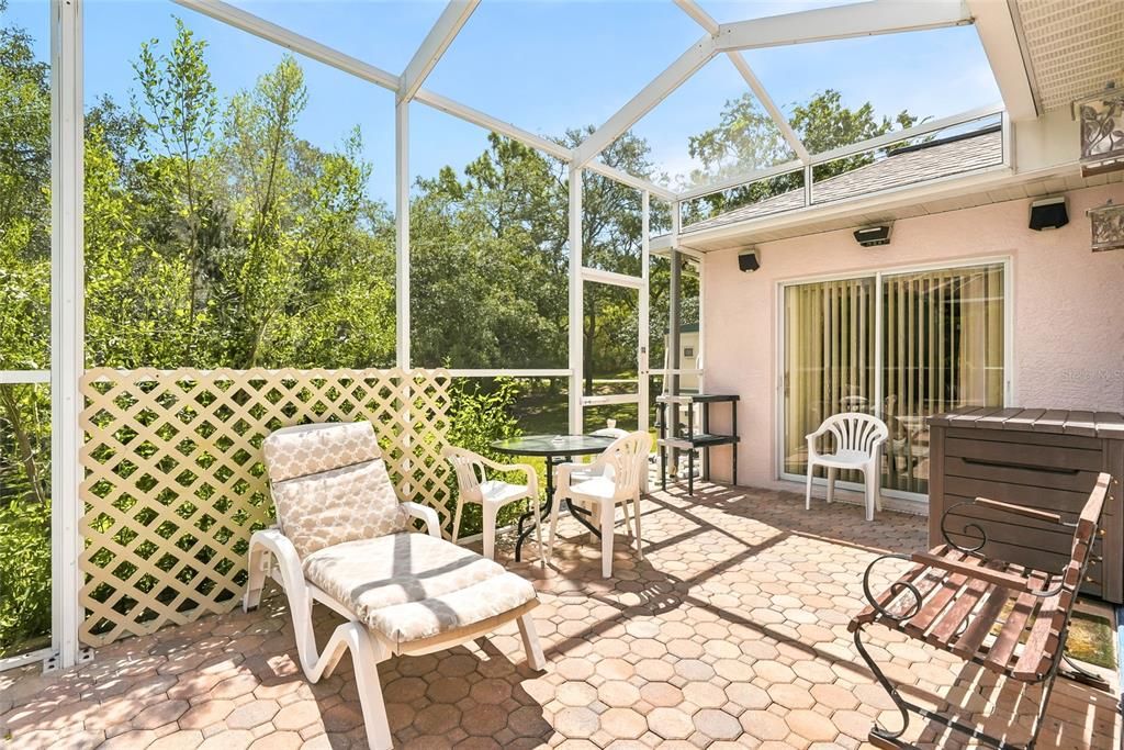 For Sale: $525,000 (5 beds, 3 baths, 2181 Square Feet)