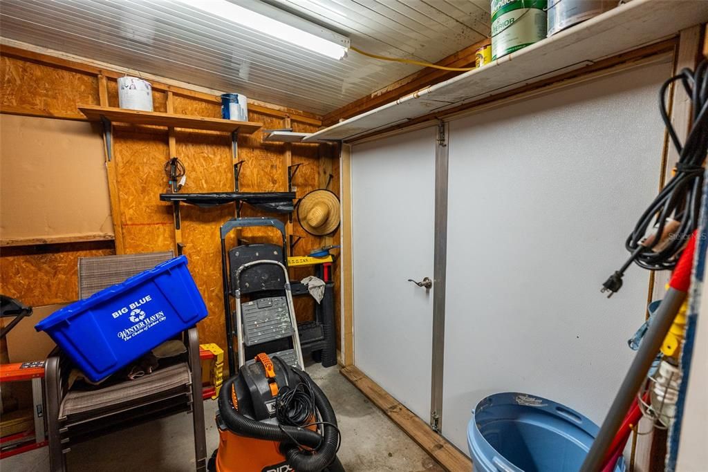 На продажу: $158,500 (2 спален, 2 ванн, 1404 Квадратных фут)
