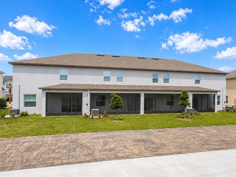 For Rent: $2,050 (3 beds, 2 baths, 1601 Square Feet)