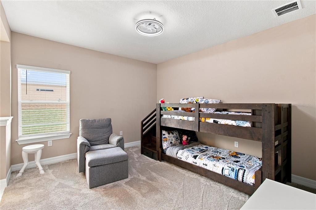 For Sale: $1,200,000 (5 beds, 5 baths, 4396 Square Feet)
