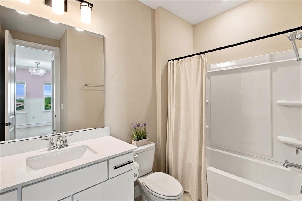 For Sale: $1,200,000 (5 beds, 5 baths, 4396 Square Feet)