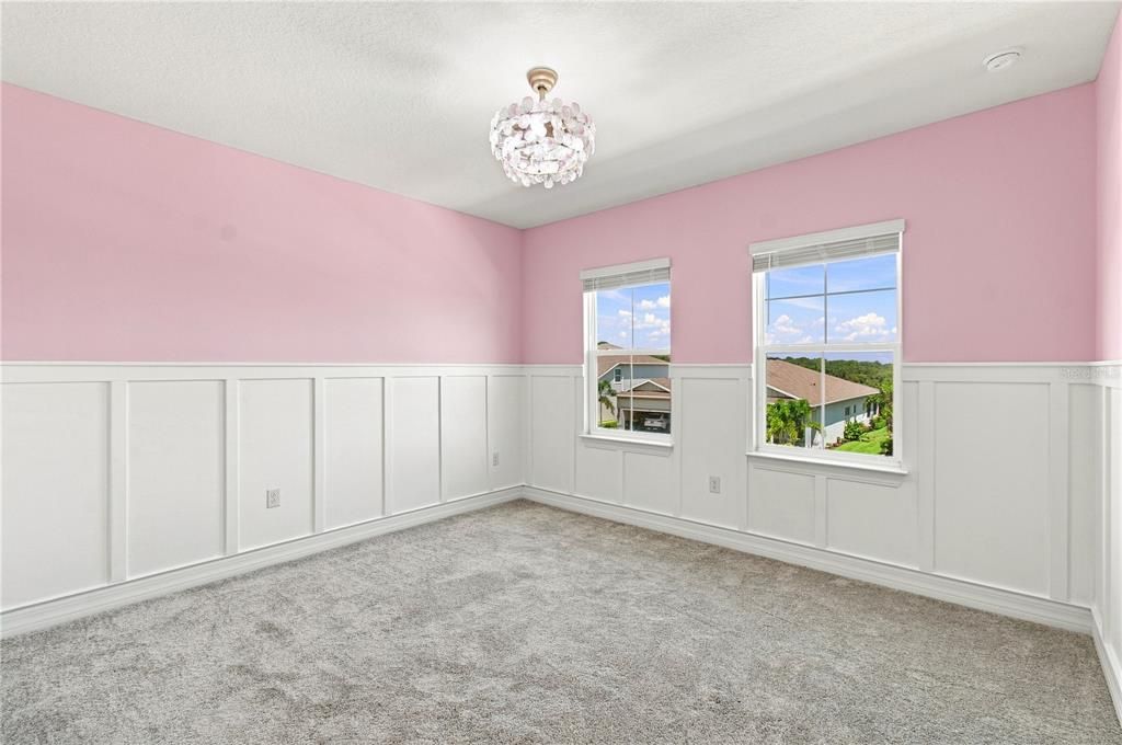 For Sale: $1,200,000 (5 beds, 5 baths, 4396 Square Feet)