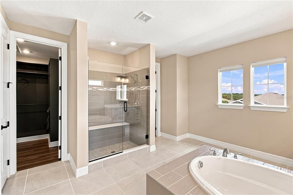 For Sale: $1,200,000 (5 beds, 5 baths, 4396 Square Feet)