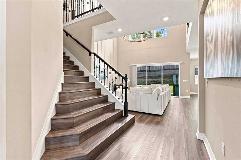 For Sale: $1,200,000 (5 beds, 5 baths, 4396 Square Feet)