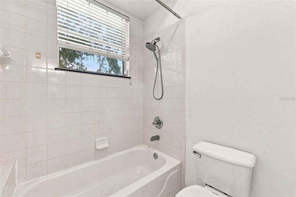 For Sale: $958,000 (5 beds, 3 baths, 3609 Square Feet)