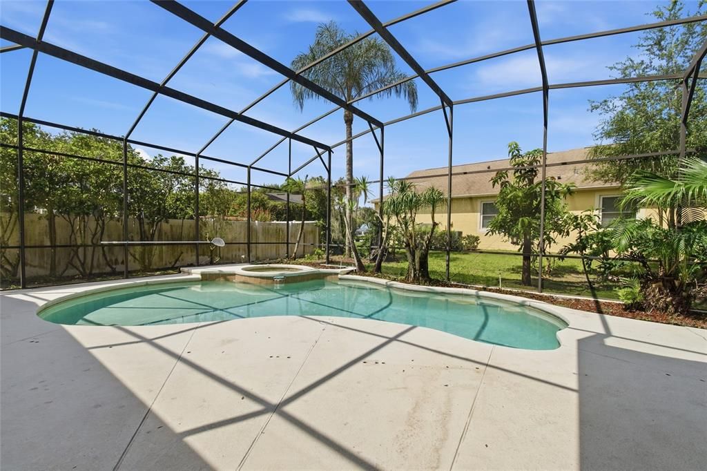 For Sale: $958,000 (5 beds, 3 baths, 3609 Square Feet)