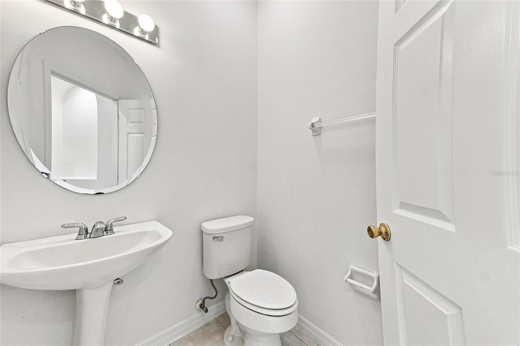 For Sale: $958,000 (5 beds, 3 baths, 3609 Square Feet)