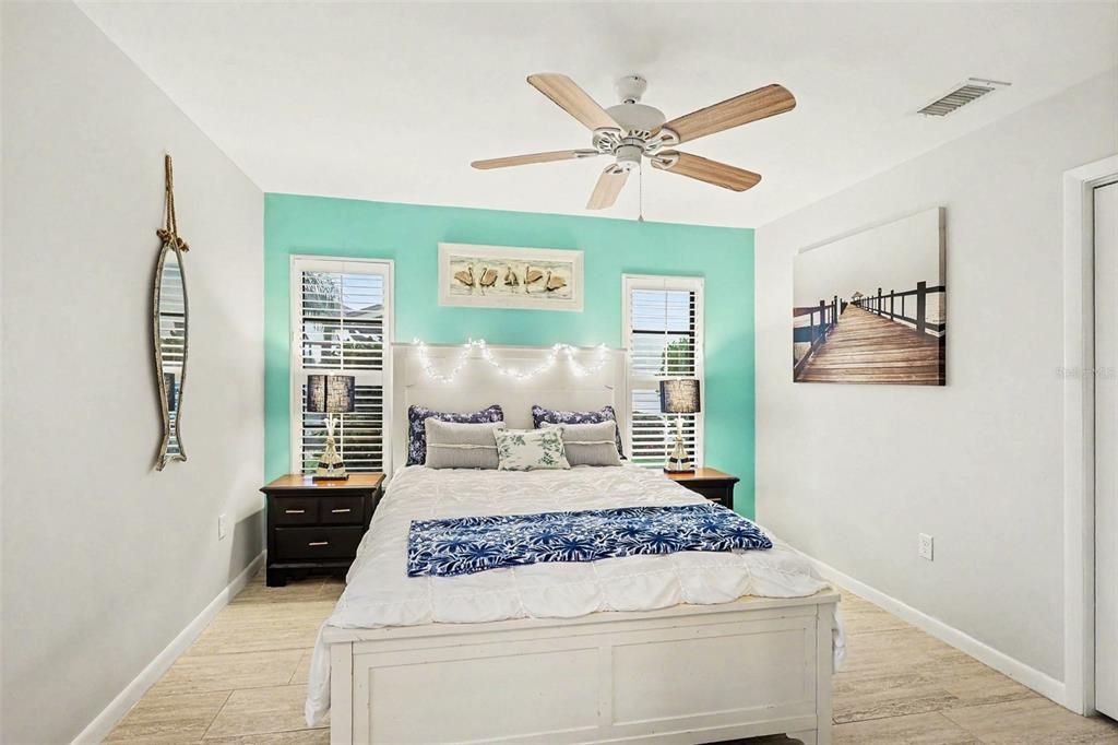 For Sale: $499,900 (3 beds, 2 baths, 1911 Square Feet)