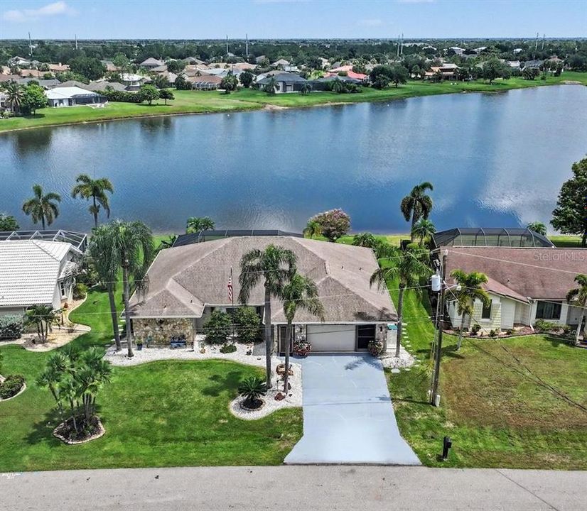 For Sale: $499,900 (3 beds, 2 baths, 1911 Square Feet)