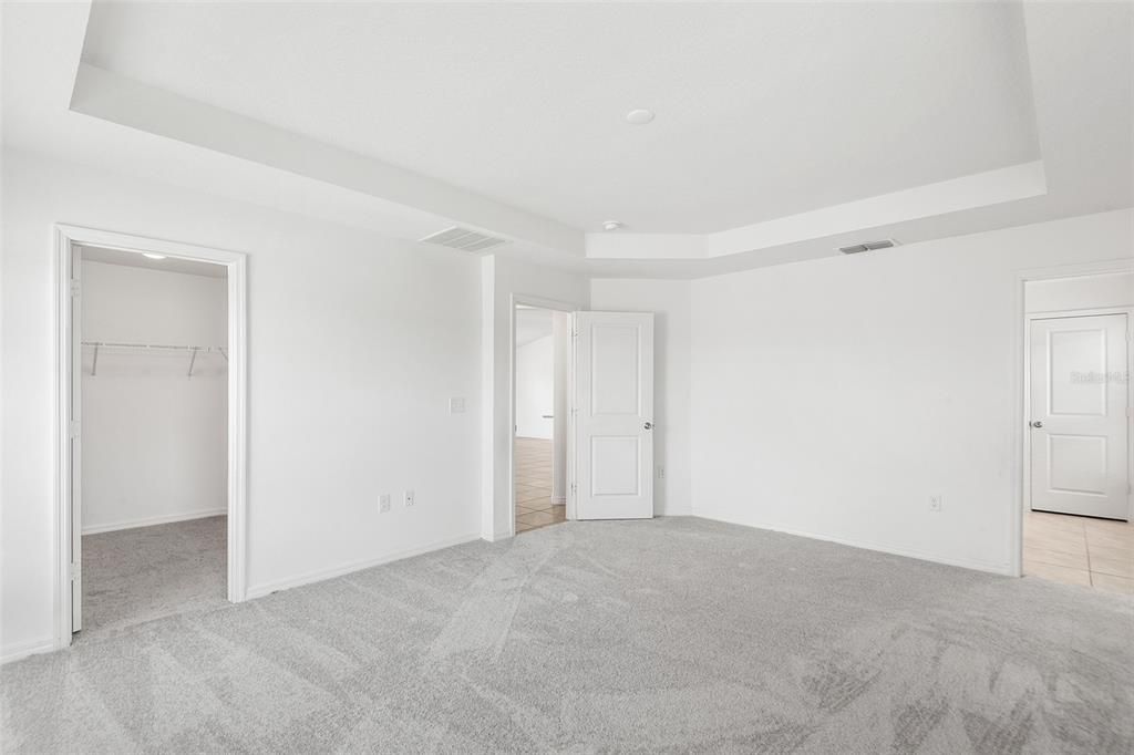 На продажу: $345,000 (4 спален, 2 ванн, 1989 Квадратных фут)
