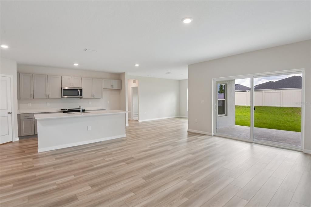 For Sale: $511,990 (5 beds, 3 baths, 3184 Square Feet)