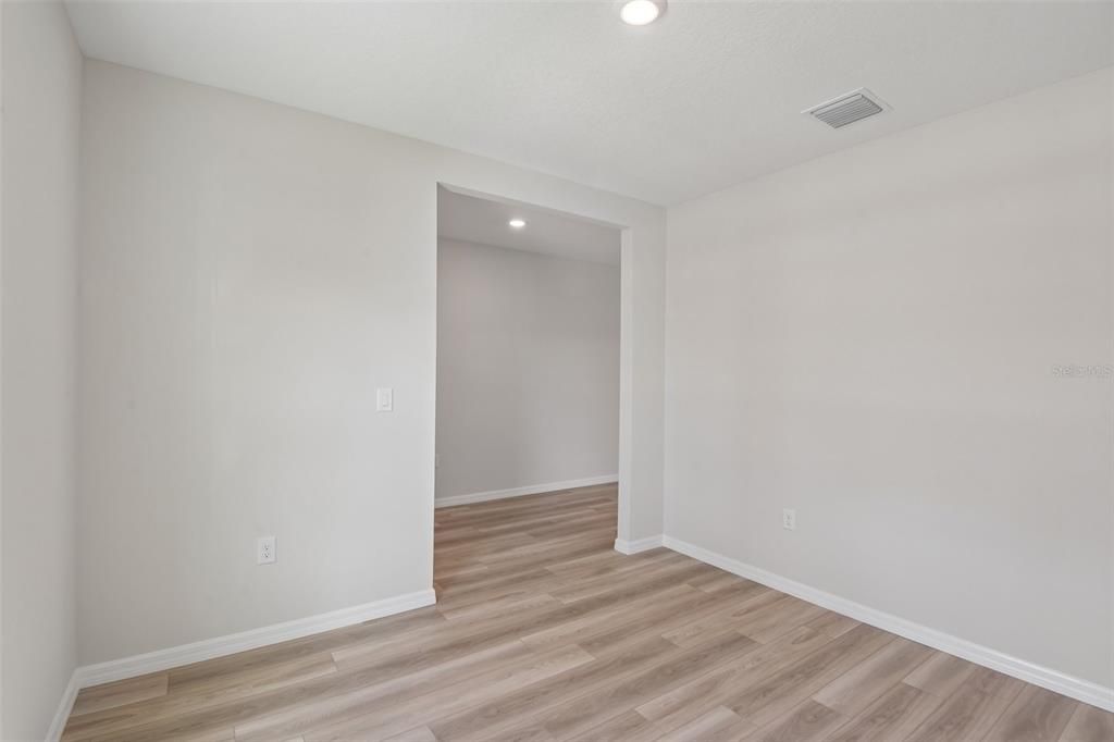 For Sale: $511,990 (5 beds, 3 baths, 3184 Square Feet)
