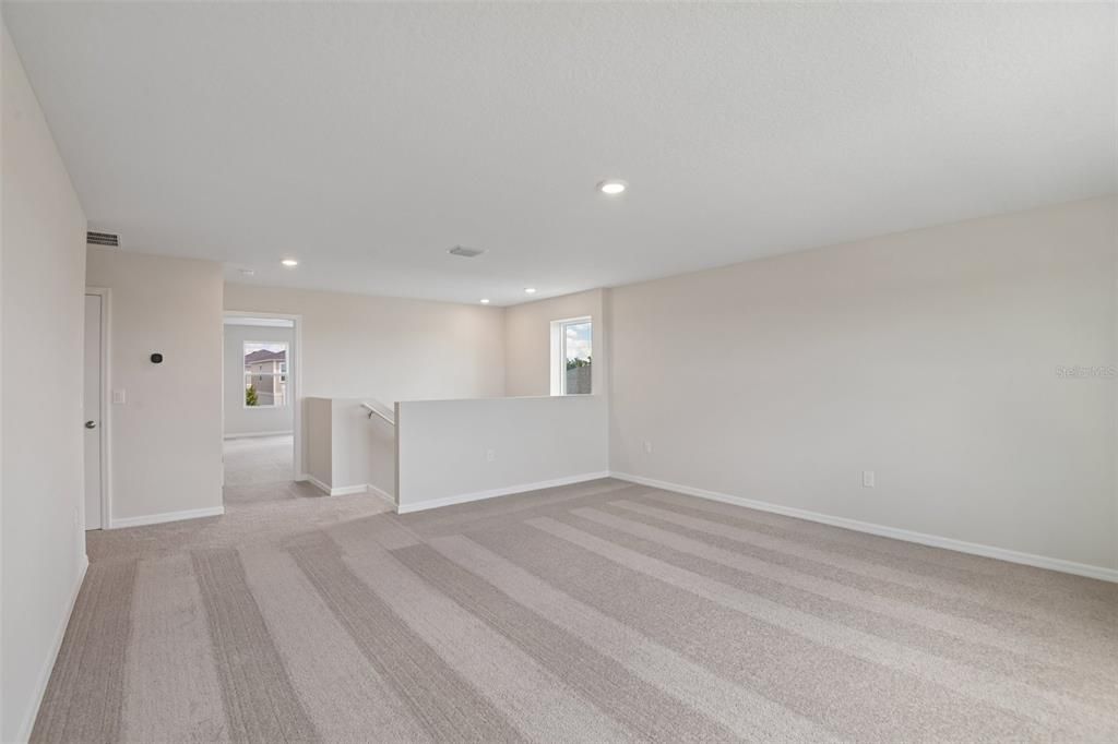 For Sale: $511,990 (5 beds, 3 baths, 3184 Square Feet)