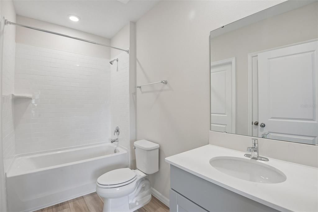For Sale: $511,990 (5 beds, 3 baths, 3184 Square Feet)