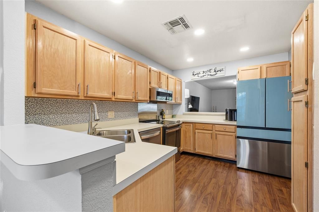 En Venta: $344,900 (3 camas, 2 baños, 1605 Pies cuadrados)