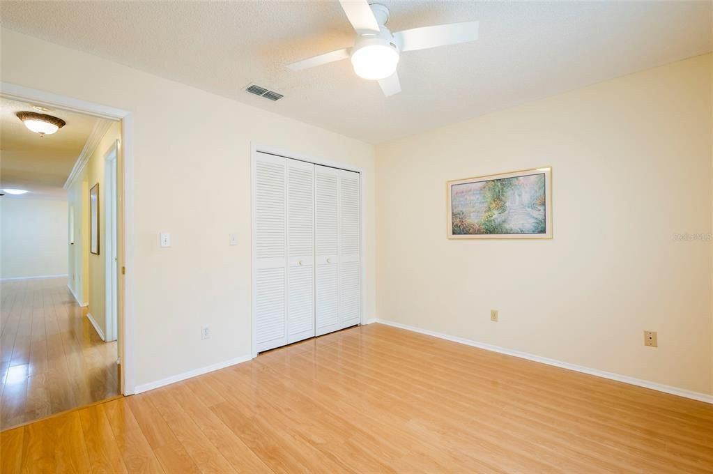 For Sale: $340,000 (2 beds, 2 baths, 1110 Square Feet)