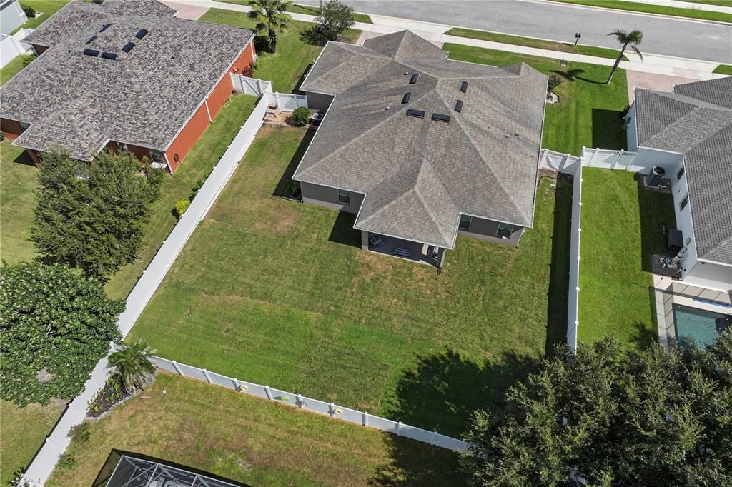 En Venta: $675,000 (4 camas, 2 baños, 2328 Pies cuadrados)
