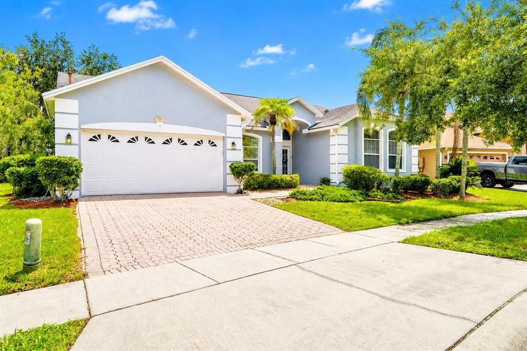 For Sale: $619,500 (4 beds, 2 baths, 2298 Square Feet)