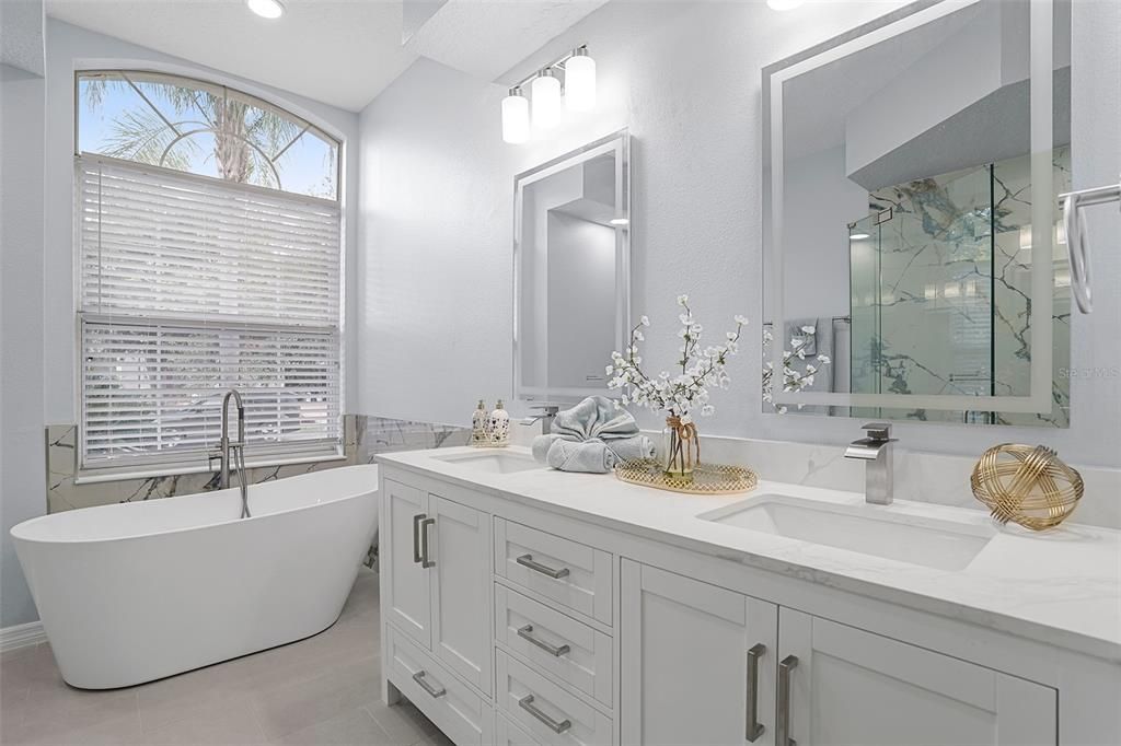 For Sale: $619,500 (4 beds, 2 baths, 2298 Square Feet)