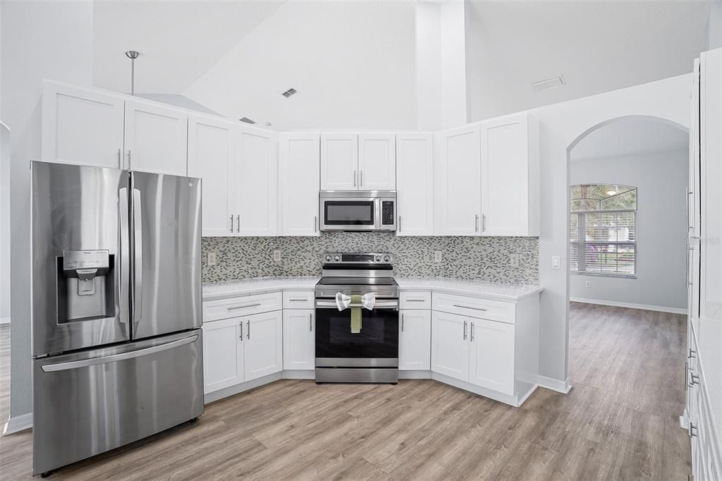 For Sale: $619,500 (4 beds, 2 baths, 2298 Square Feet)