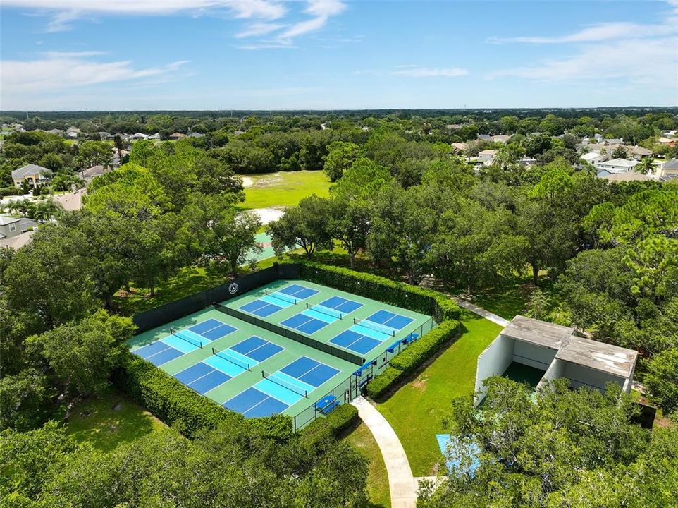 For Sale: $619,500 (4 beds, 2 baths, 2298 Square Feet)
