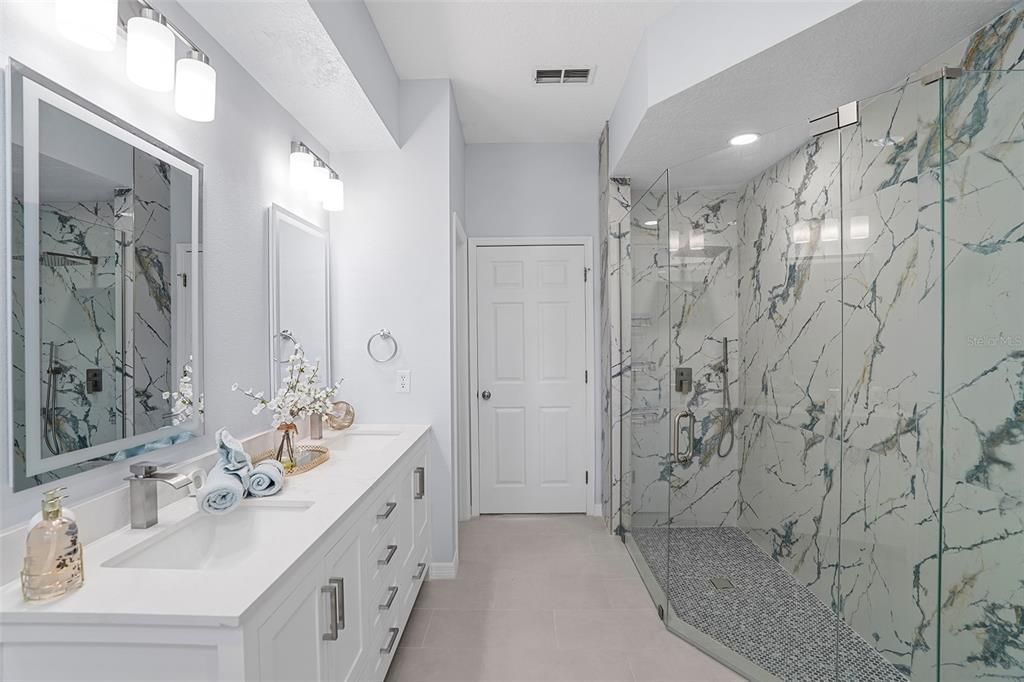 For Sale: $619,500 (4 beds, 2 baths, 2298 Square Feet)