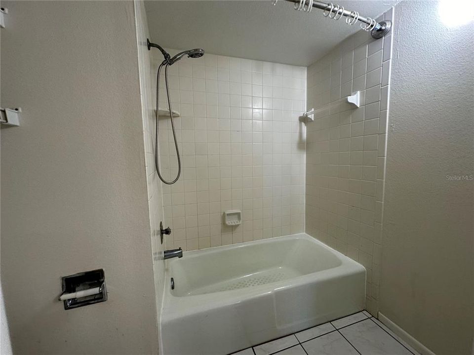В аренду: $1,850 (2 спален, 2 ванн, 1065 Квадратных фут)