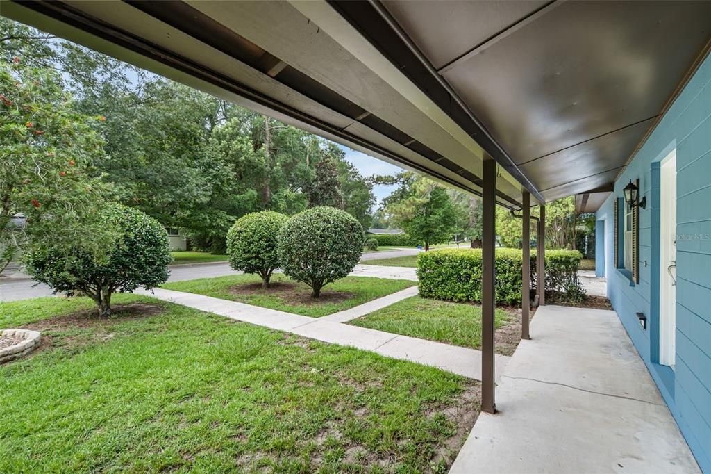 For Sale: $250,000 (3 beds, 2 baths, 1118 Square Feet)