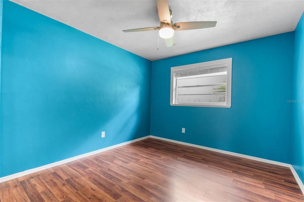 For Sale: $250,000 (3 beds, 2 baths, 1118 Square Feet)