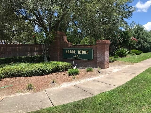 For Rent: $2,400 (4 beds, 2 baths, 1870 Square Feet)