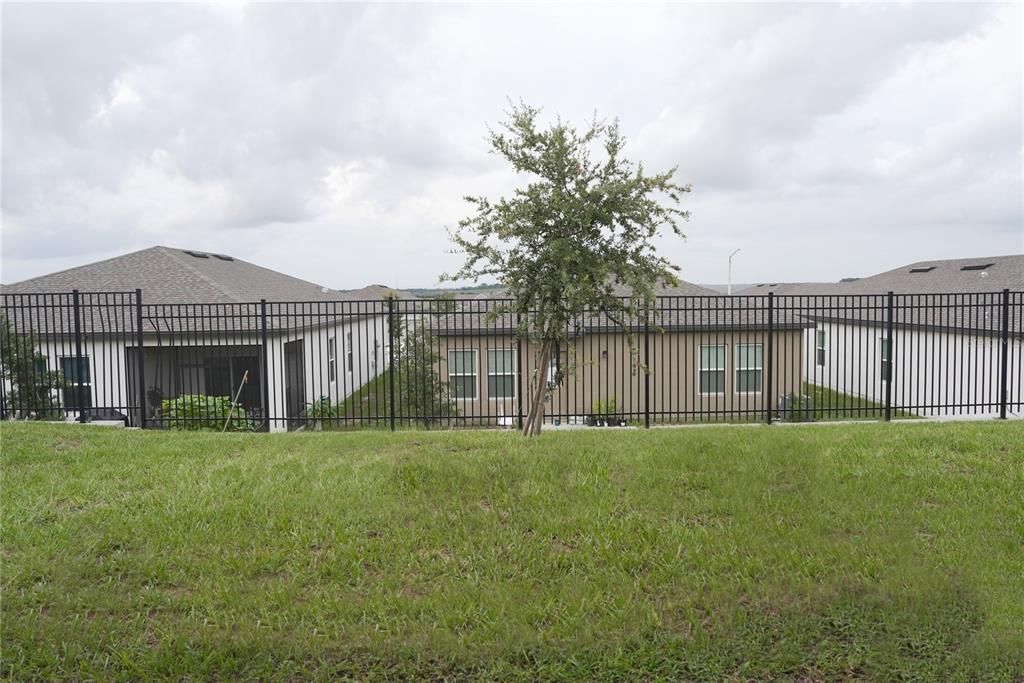 For Sale: $320,000 (4 beds, 2 baths, 1822 Square Feet)