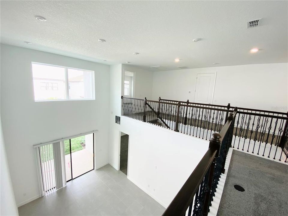 For Rent: $3,895 (4 beds, 3 baths, 2553 Square Feet)