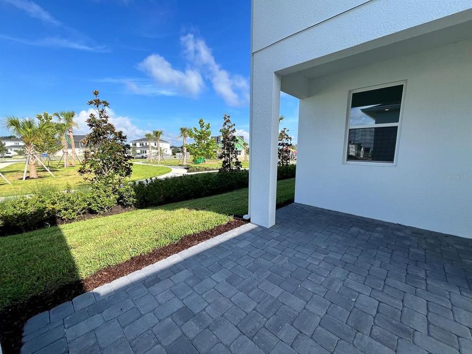 For Rent: $3,100 (4 beds, 3 baths, 2142 Square Feet)