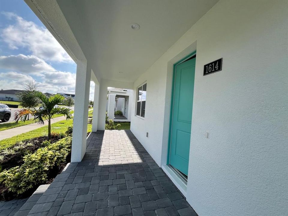 For Rent: $3,100 (4 beds, 3 baths, 2142 Square Feet)
