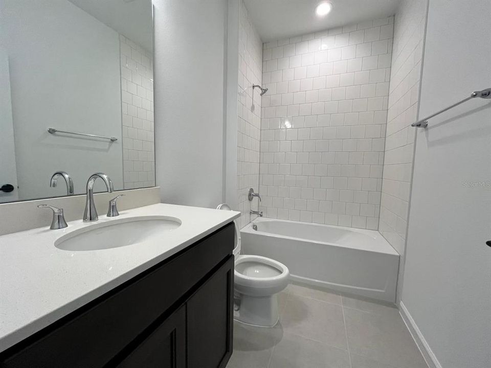 For Rent: $3,100 (4 beds, 3 baths, 2142 Square Feet)
