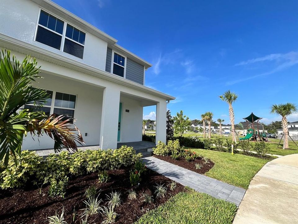 For Rent: $3,100 (4 beds, 3 baths, 2142 Square Feet)