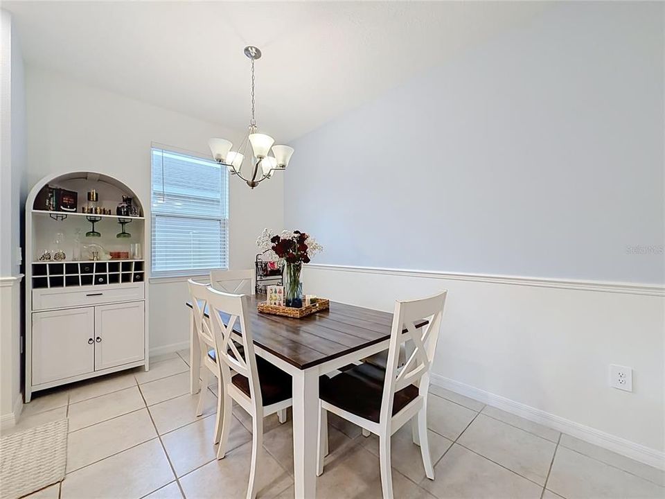 En Venta: $364,000 (4 camas, 2 baños, 2030 Pies cuadrados)
