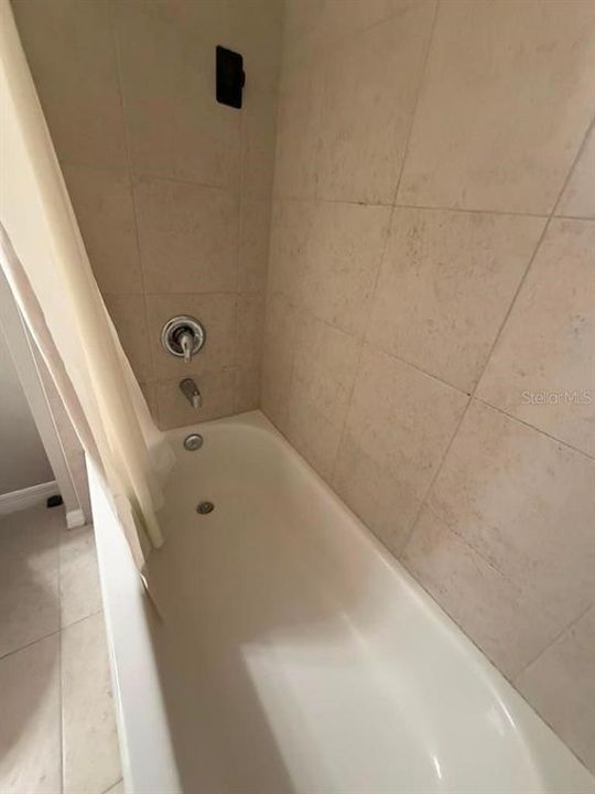 En Renta: $2,700 (3 camas, 2 baños, 1624 Pies cuadrados)