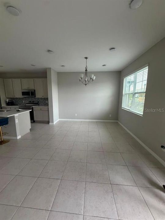 En Renta: $2,700 (3 camas, 2 baños, 1624 Pies cuadrados)