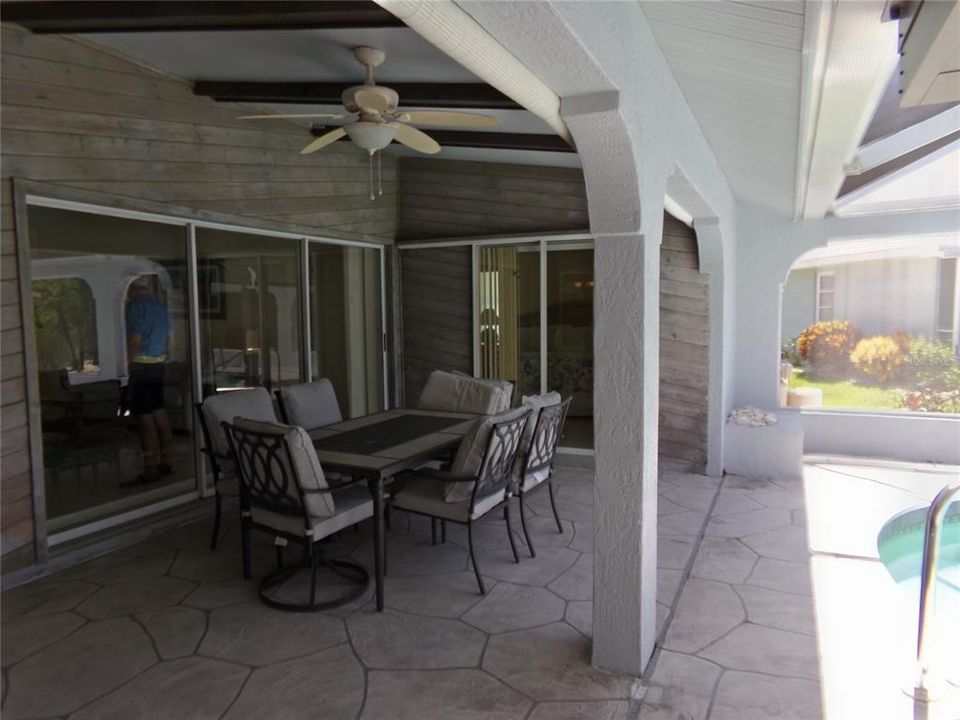 For Sale: $384,777 (3 beds, 2 baths, 1610 Square Feet)