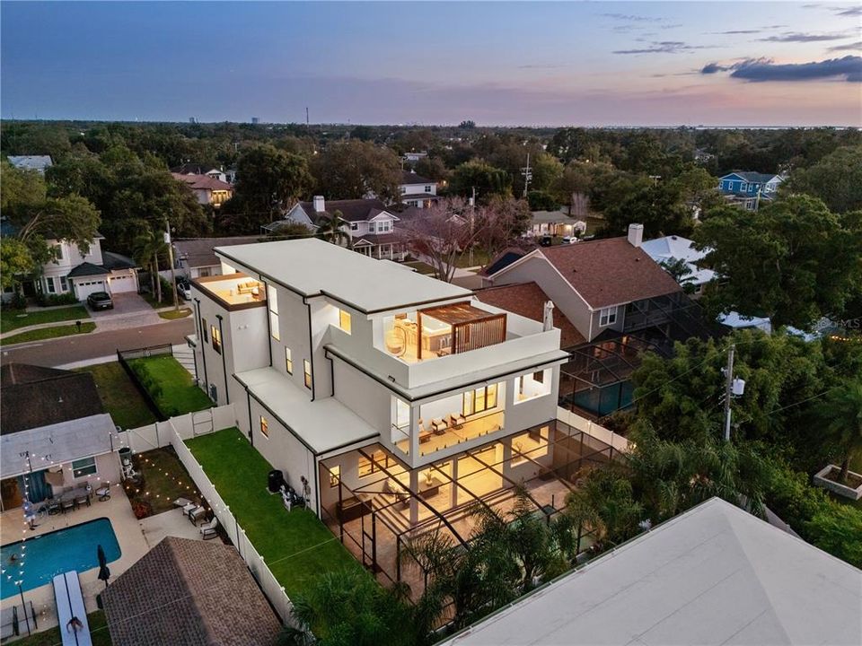 For Sale: $3,399,990 (6 beds, 5 baths, 5201 Square Feet)