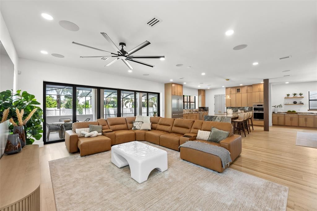 For Sale: $3,399,990 (6 beds, 5 baths, 5201 Square Feet)