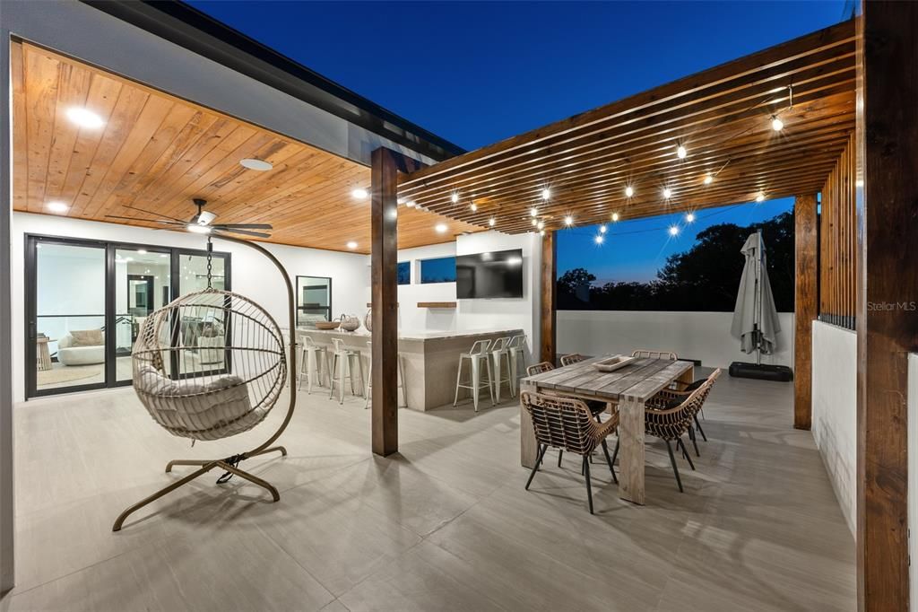 For Sale: $3,399,990 (6 beds, 5 baths, 5201 Square Feet)