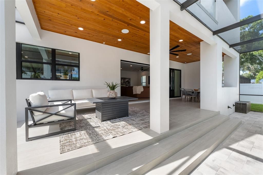 For Sale: $3,399,990 (6 beds, 5 baths, 5201 Square Feet)