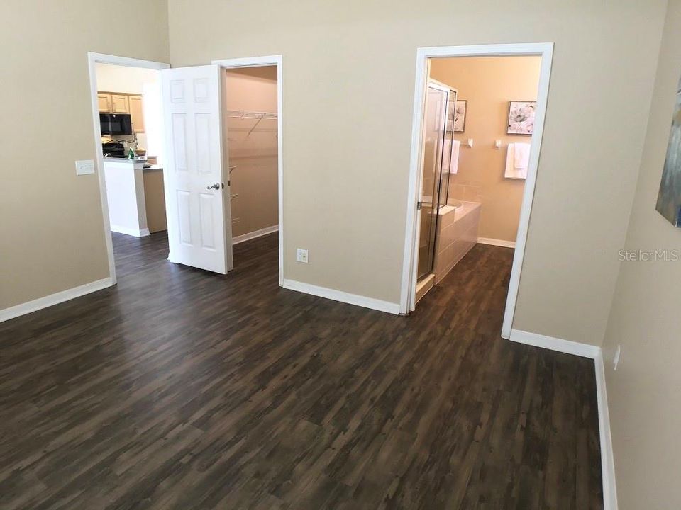 For Rent: $2,100 (3 beds, 2 baths, 1592 Square Feet)