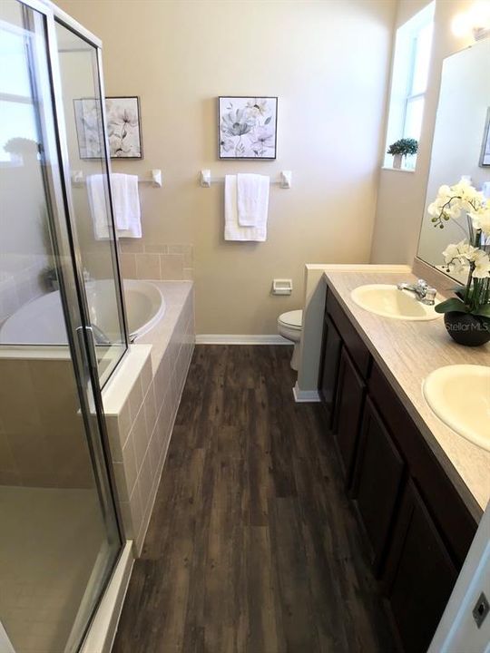 For Rent: $2,100 (3 beds, 2 baths, 1592 Square Feet)