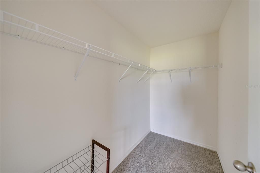 For Sale: $279,900 (3 beds, 2 baths, 1566 Square Feet)